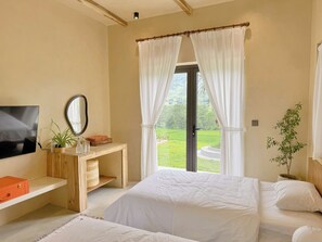 Exclusive-Villa, 3 Schlafzimmer, Terrasse | Blick von der Unterkunft