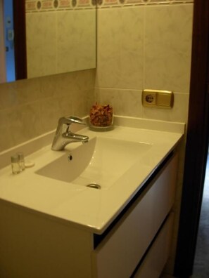 Bathroom - Hotel Rodsan (Castelldefels)