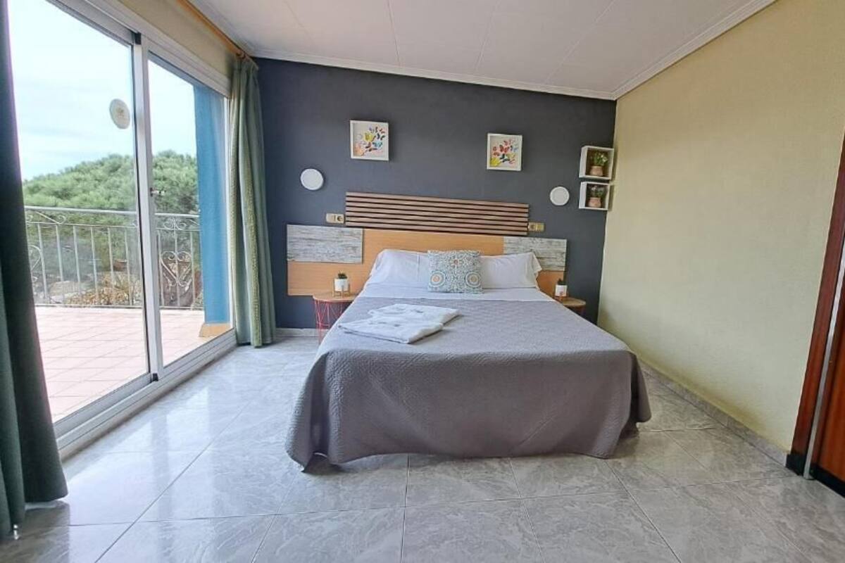 Standard Triple Room, Patio, Courtyard View