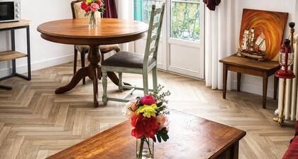 Bright, modern apartment - Patte d'Oie d'Herblay, shops & Paris 20 min away