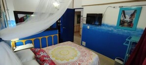 Room - Charming Guest Room Retreat in Quindio, Colombia (Filandia)