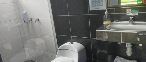 Hair dryer, towels