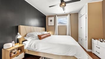 2 chambres, fer et planche à repasser, Wi-Fi, draps fournis