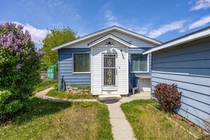 Exterior - Butte Bungalow (Butte)