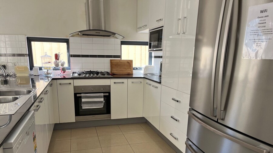 Cloverdale Family Accommodation