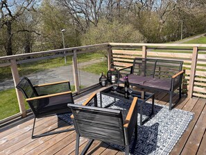 House, 3 Bedrooms, Smoking, Balcony | Outdoor dining - Cozy Villa With Proximity to Lake and Nature and Liseberg (Mölnlycke)