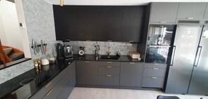 Interior - Cozy Villa With Proximity to Lake and Nature and Liseberg (Mölnlycke)