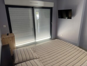 3 bedrooms, WiFi (free)