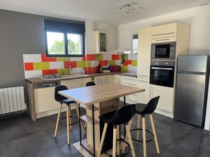 Microwave, oven, stovetop, dishwasher