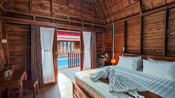 Deluxe Villa, Balcony