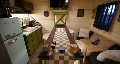 Tiny House Horse Farm Retreat w/ Sauana and Pondside View