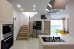 Villa | Private kitchen - Cozy Stay 3BR Villa Near Beach V285 (Koh Samui)