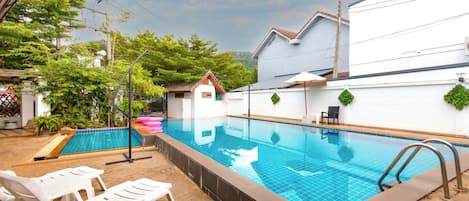 Alberca al aire libre