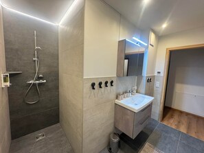 Hair dryer, towels - Ski and hiking vacation apartment Galsterberg-Blick Pruggern - Sc (Pruggern)