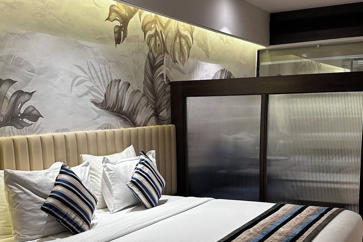 Junior Süit, Şehir Manzaralı | Masa, dizüstü bilgisayar çalışma alanı, ücretsiz kablosuz İnternet