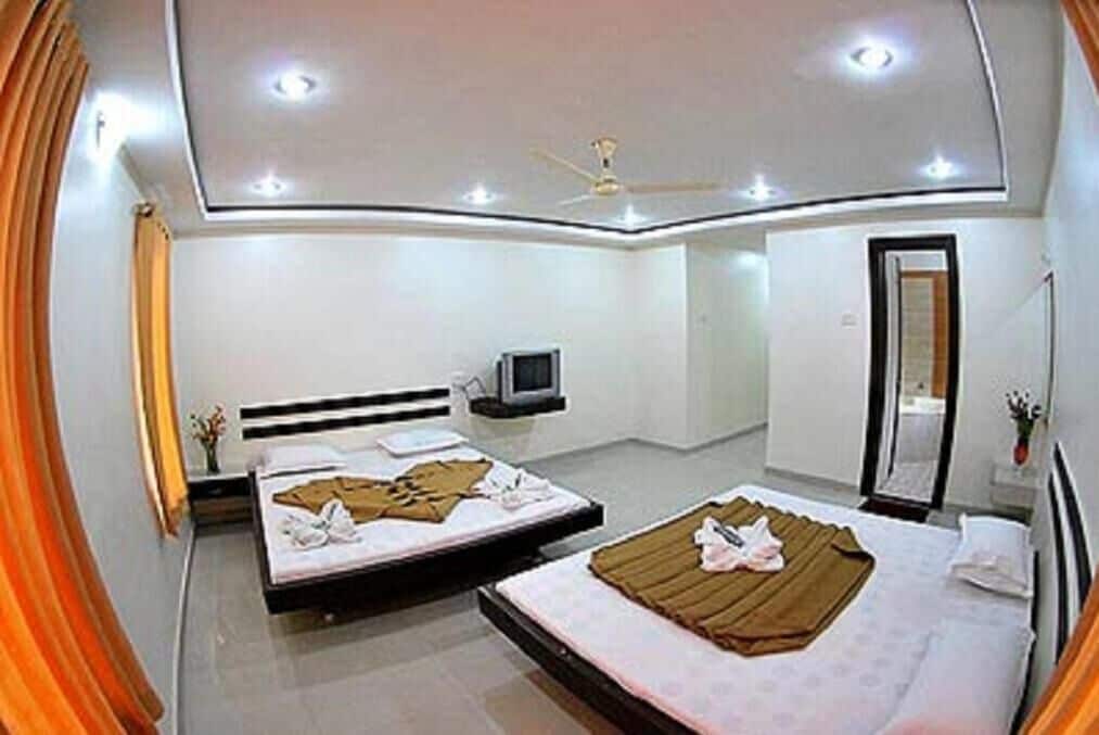 Family Room, City View