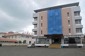 Exterior - KDM Hotel Sai Geeta (Shirdi)