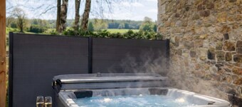 Le refuge de Séve: estate with games room and jacuzzi, ideal for families