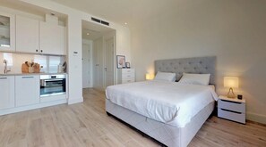 1 chambre, fer et planche à repasser, Wi-Fi gratuit, draps fournis