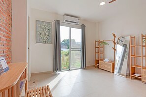 Interior - Tom Star Pool Villa Layan 3BR Large pool, mountain view for the rooftop (ตำบล ศรีสุนทร)