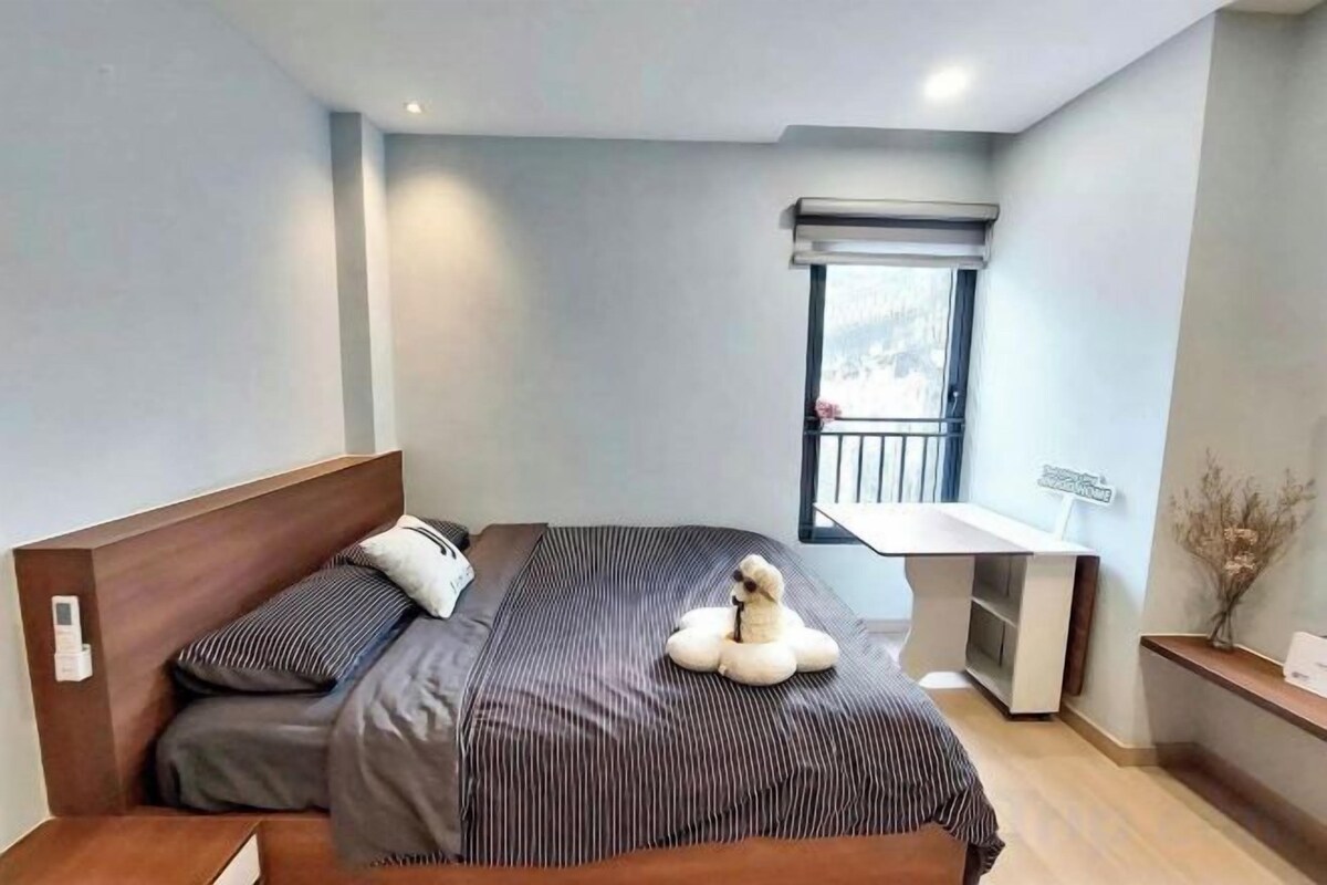 Bureau, chambres insonorisées, Wi-Fi gratuit