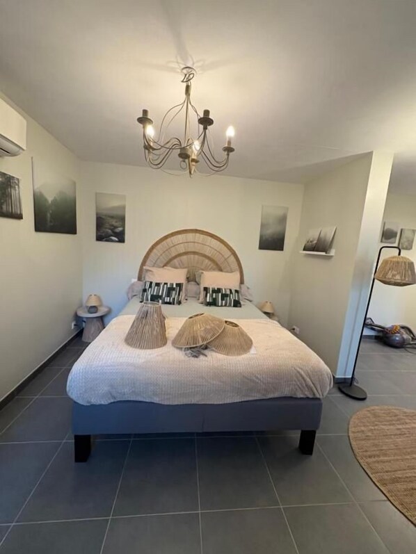 Kamar Comfort, pemandangan kebun | Setrika/meja setrika dan Wi-Fi gratis