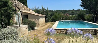 Family home in the heart of the vineyards - Luberon - sleeps 10 to 12 - 40mn AixTGV
