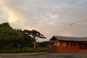 Exterior - Xinchen Daoyuan Guesthouse (Danjiangkou)