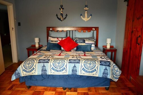 Charming 4-bedroom house in Saint Helena Bay perfect for relaxing getaway