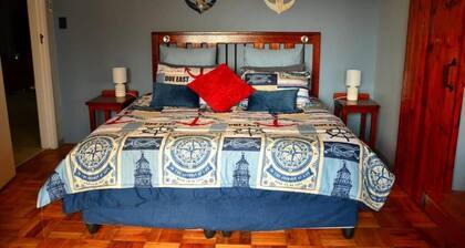 Charming 4-bedroom house in Saint Helena Bay perfect for relaxing getaway