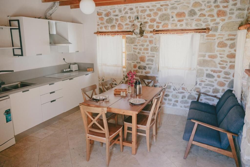 ไมโครเวฟ, เครื่องครัว/จาน/ช้อนส้อม