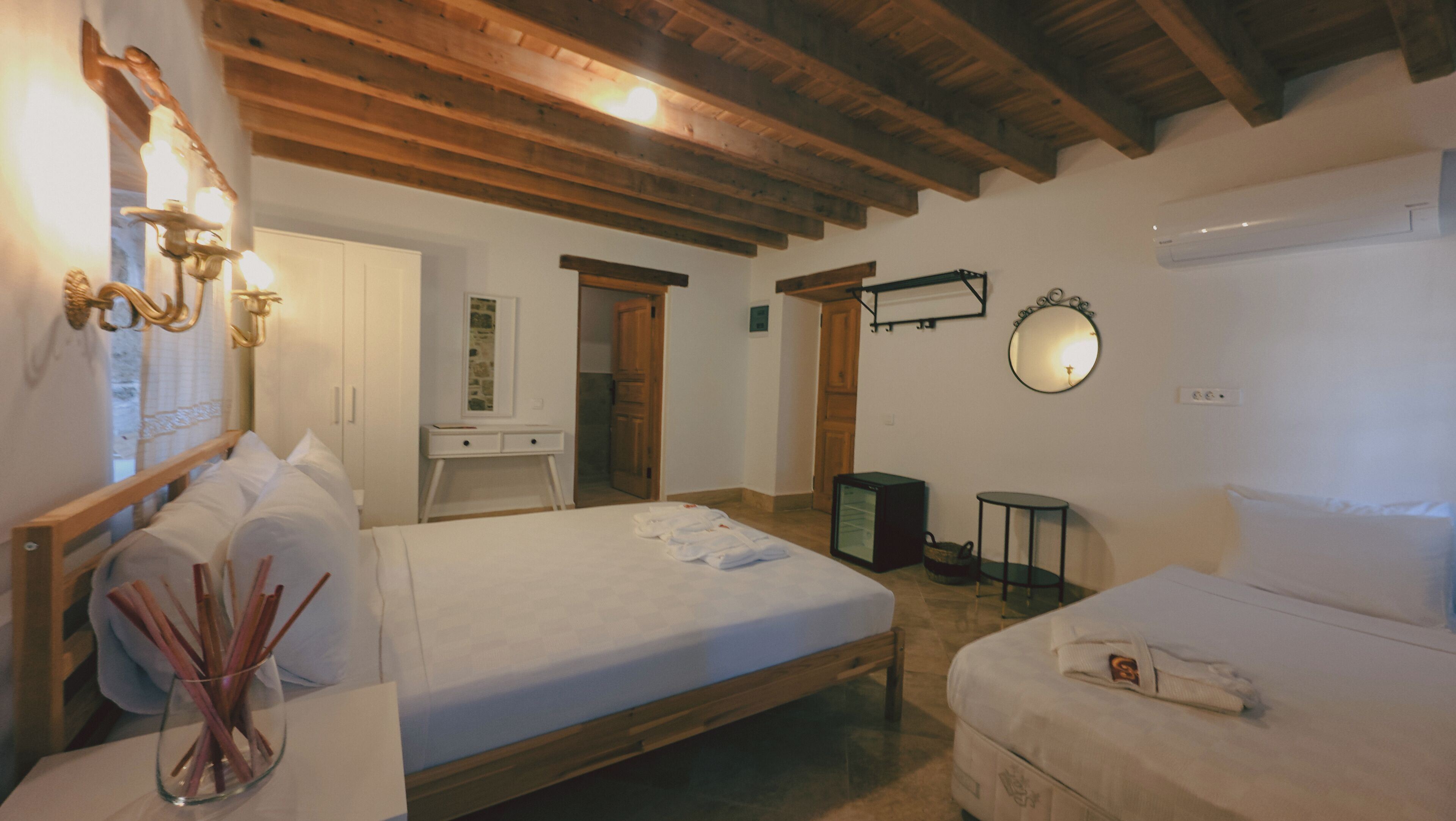 Deluxe Double Room, Balcony, Garden View | Desk, laptop workspace, blackout drapes, iron/ironing board