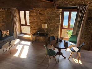 Interior - Villa in the Ribeira Sacra, O Batuxo (Pantón (Lugo))