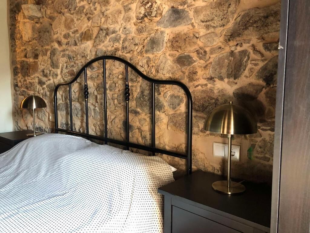 1 slaapkamer, een strijkplank/strijkijzer, gratis wifi, beddengoed