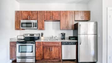 Deluxe Apartment | Private kitchen