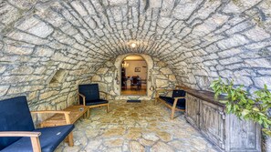 Interior - Vila Menta1-Indigenous Stone House by Villas Guide (Malinska)