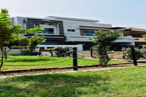 Exterior - FT Residencia (Islamabad)