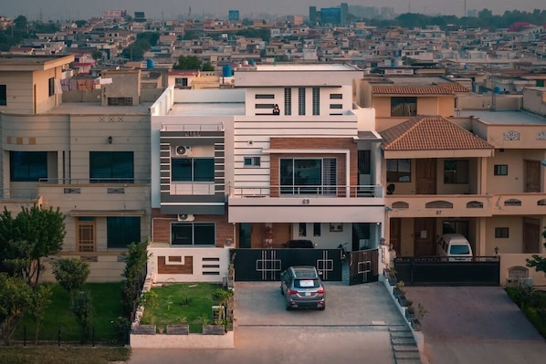 Exterior - FT Residencia (Islamabad)