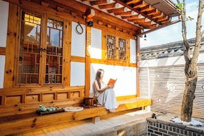 Property grounds - Bukchondami (Seoul)