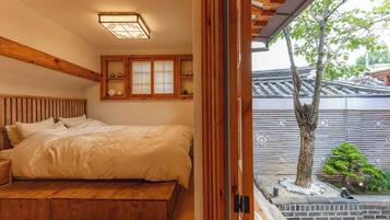 Traditional Villa, Balcony, City View | Free WiFi