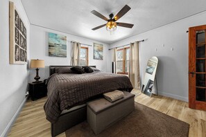 5 habitaciones, tabla de planchar con plancha y wifi gratis 