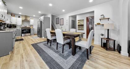 5 bedroom/6 bed 2 bath house close to Shattuck St Mary's