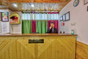 Lobby - Hotel Sunlight Manali (Manali)