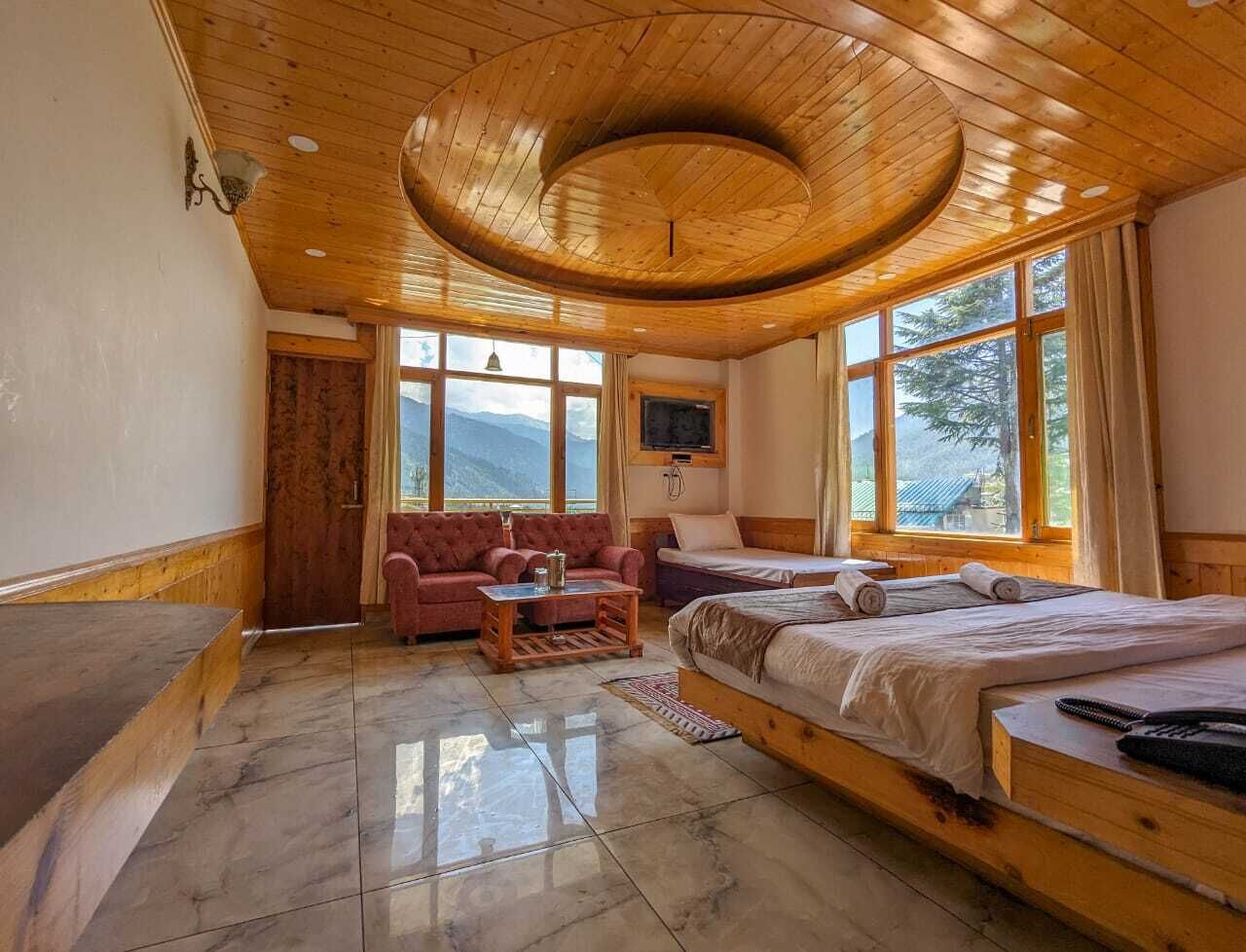 Honeymoon Suite | Free WiFi