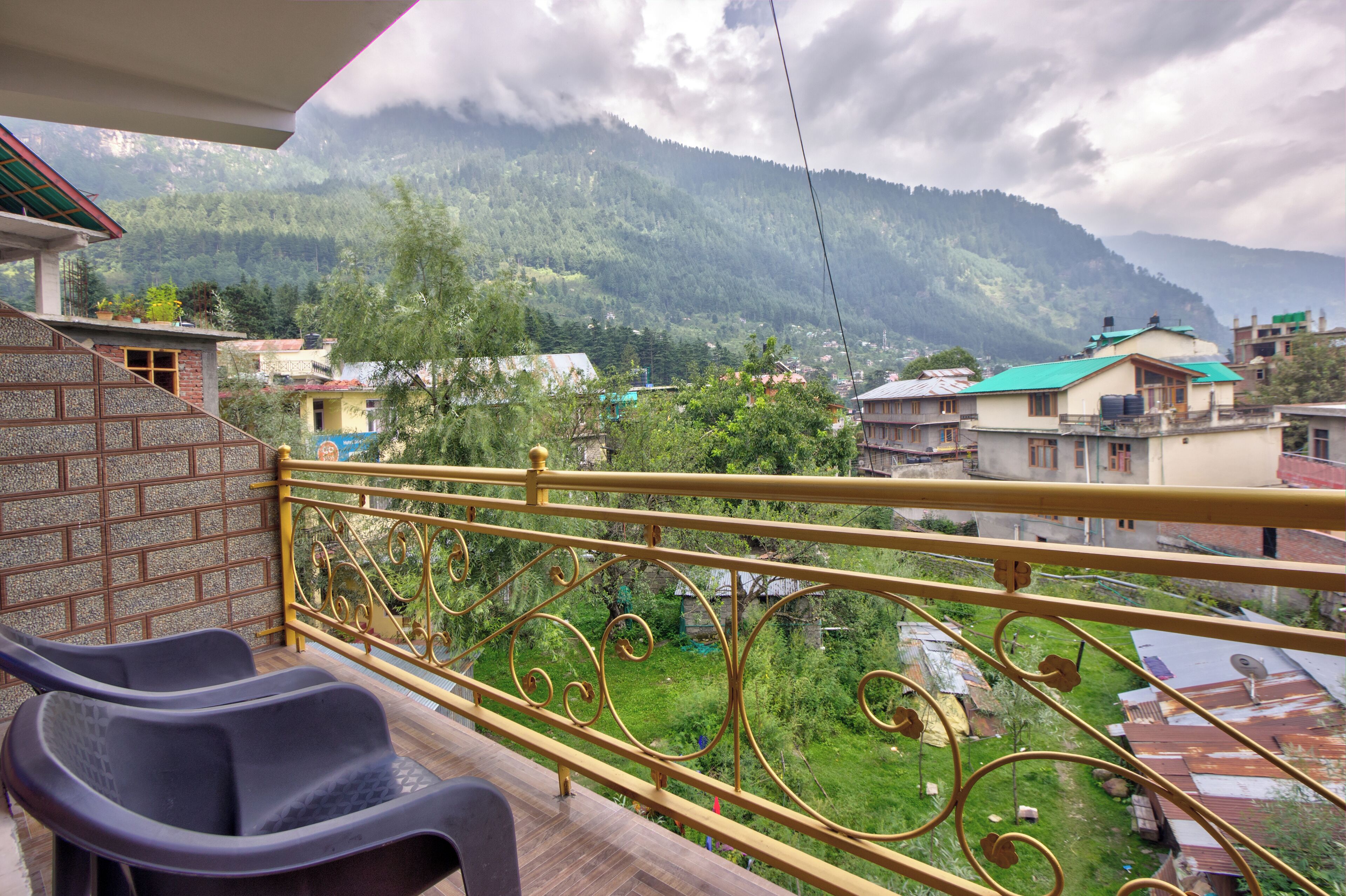 Superior Triple Room | Balcony