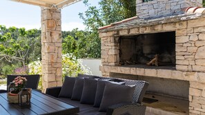 Outdoor dining - Holiday Home Ivona by Villas Guide (Vela Luka)