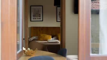 1 chambre, fer et planche à repasser, Wi-Fi gratuit, draps fournis