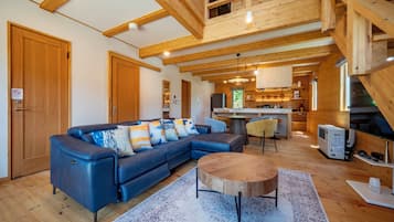 Deluxe Villa, Mountain View | Free WiFi, bed sheets