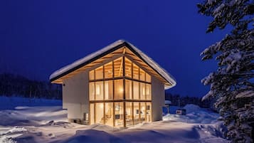 Luxury Villa, Mountain View | Free WiFi