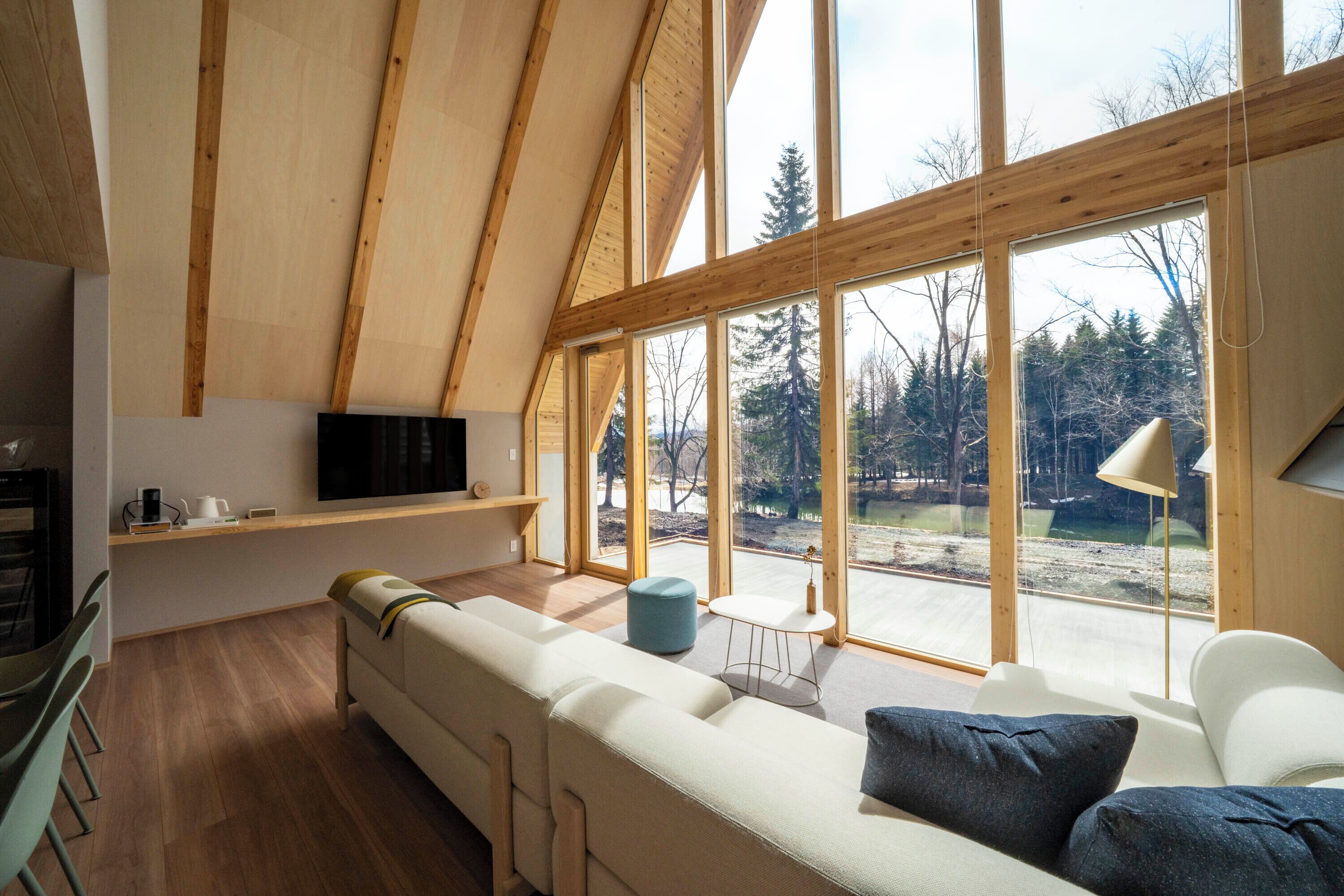 Luxury Villa, Lake View | Living area